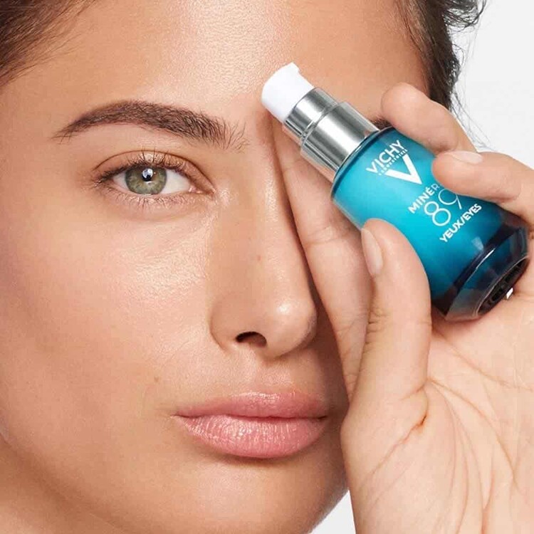 Vichy Mineral 89 Koyu Halka Görünümünü Azaltan Göz Çevresi Bakımı 15 ML